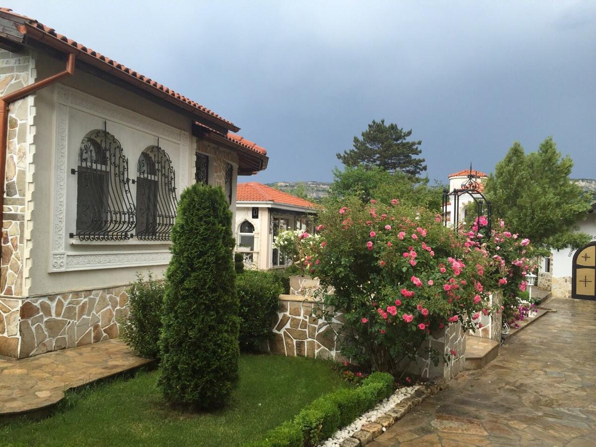 Villa St. Michael مادارا المظهر الخارجي الصورة